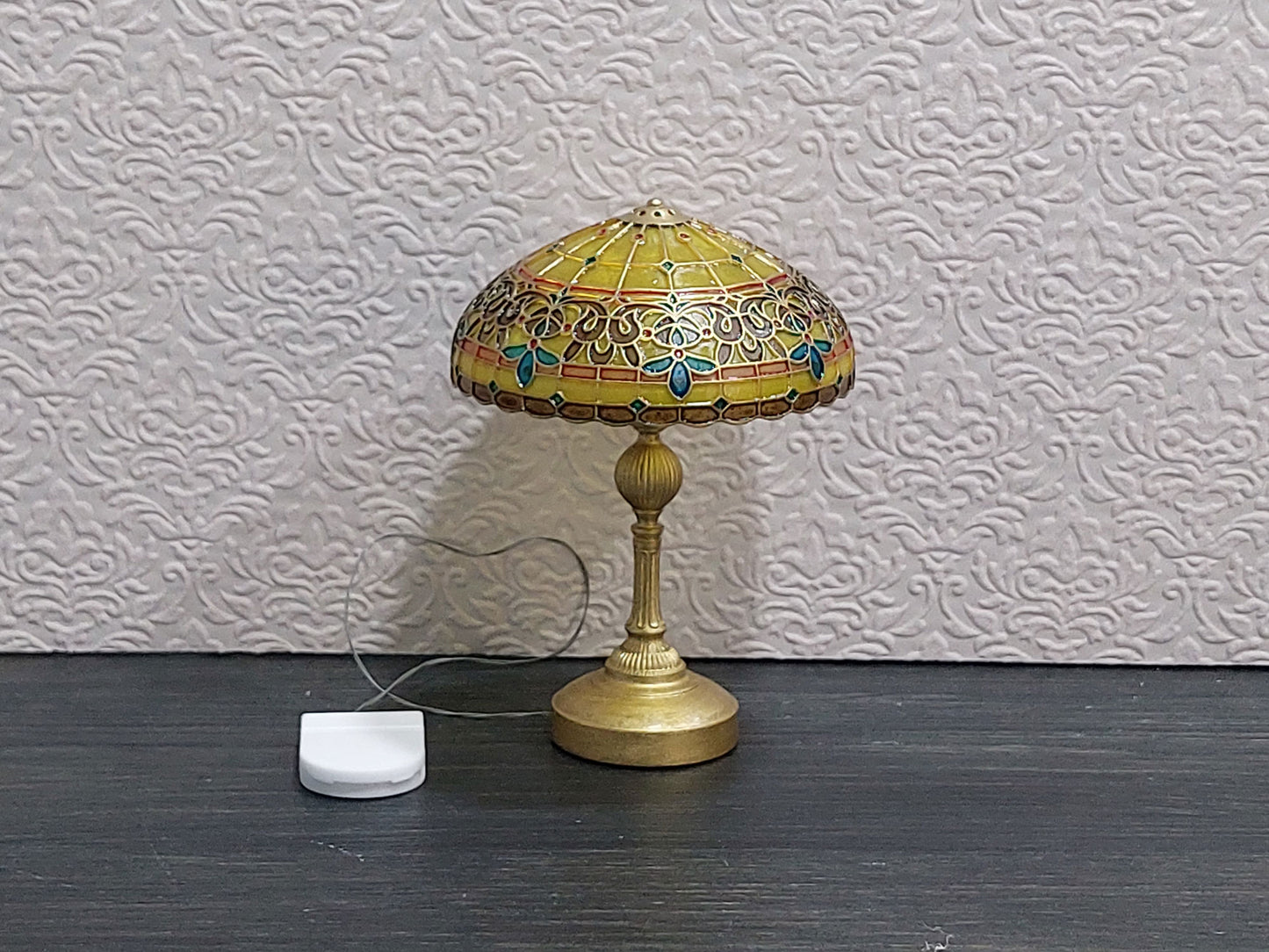 Tiffany Style stained glass lamp with LED, Sunny Clematis