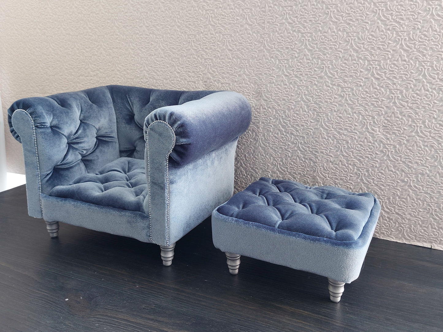 Chesterfield armchair with ottoman, blue gray velvet