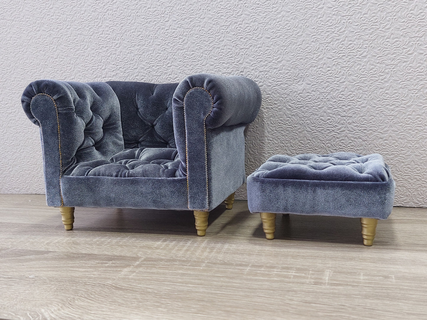 Chesterfield armchair with ottoman, gray velvet