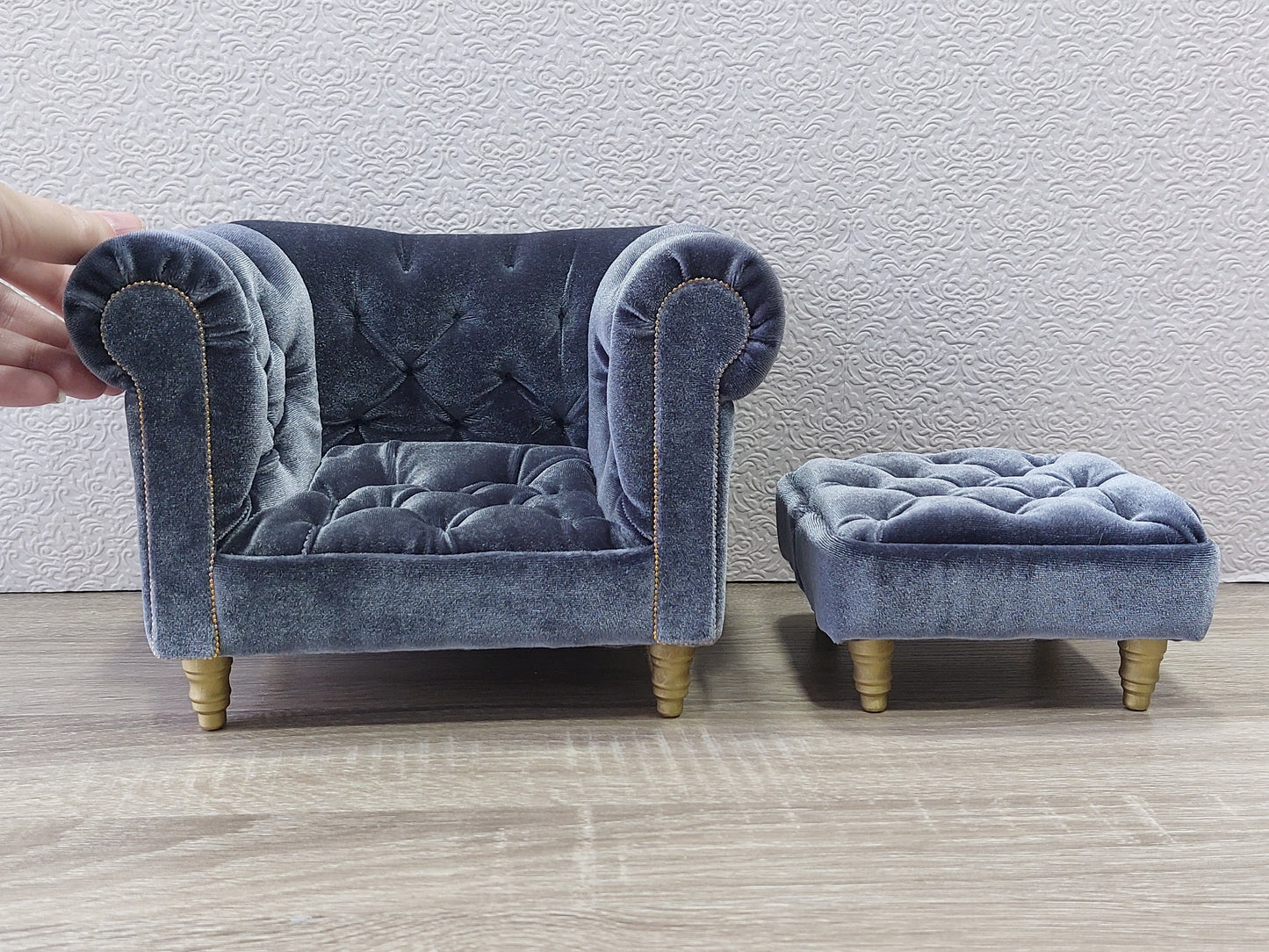 Chesterfield armchair with ottoman, gray velvet
