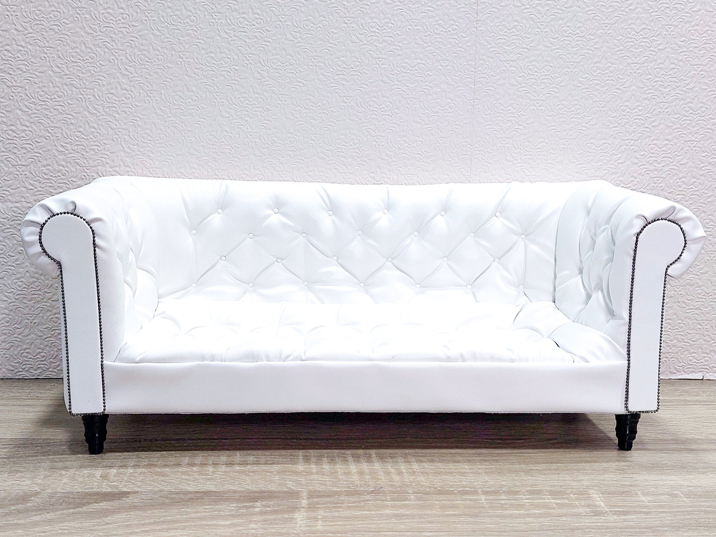 Chesterfield sofa for dolls, artificial leather, white