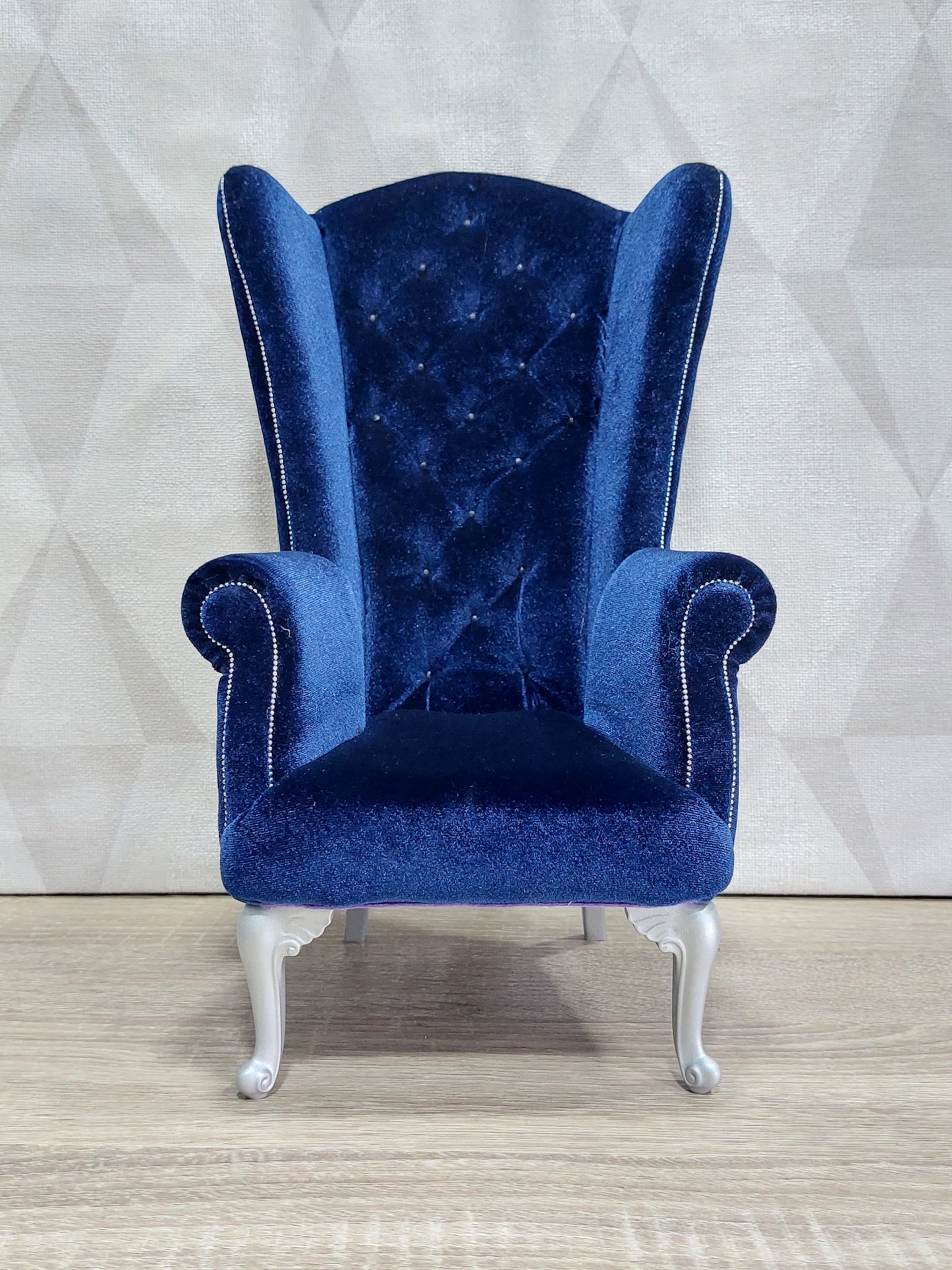 Chesterfield queen chair, blue velvet