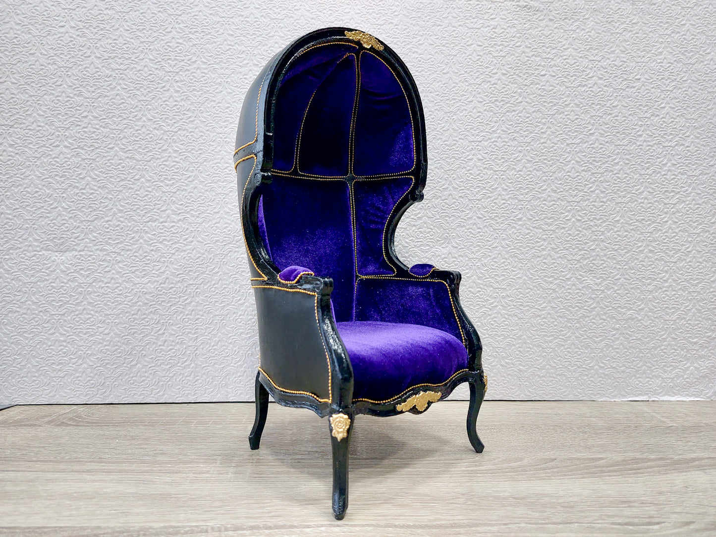 Versaille dome chair, black & purple