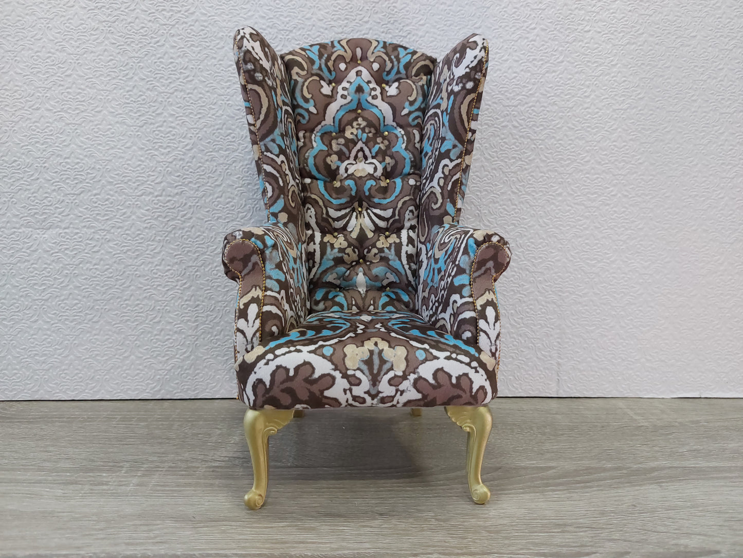 Chesterfield queen chair, brown & blue
