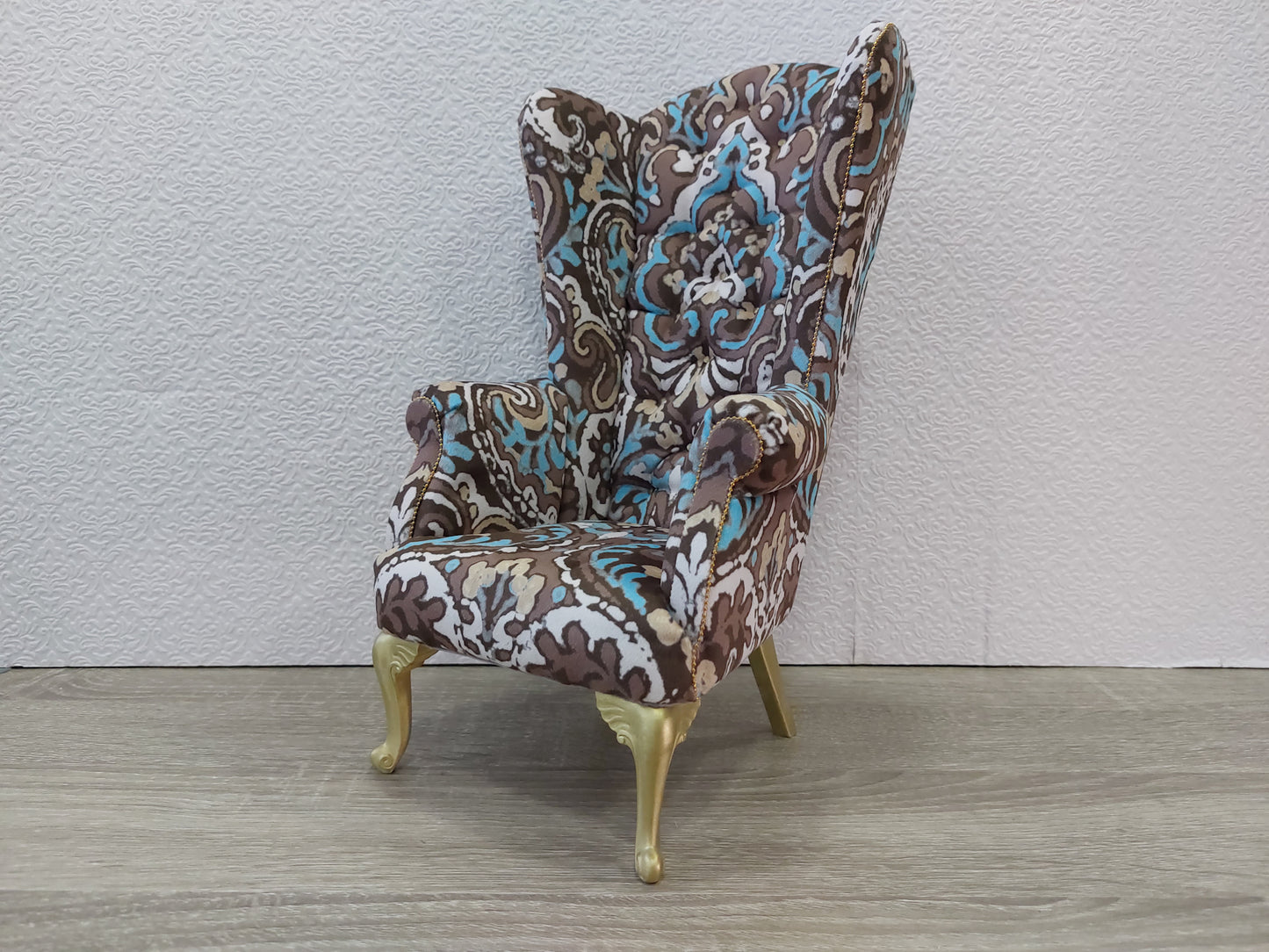 Chesterfield queen chair, brown & blue