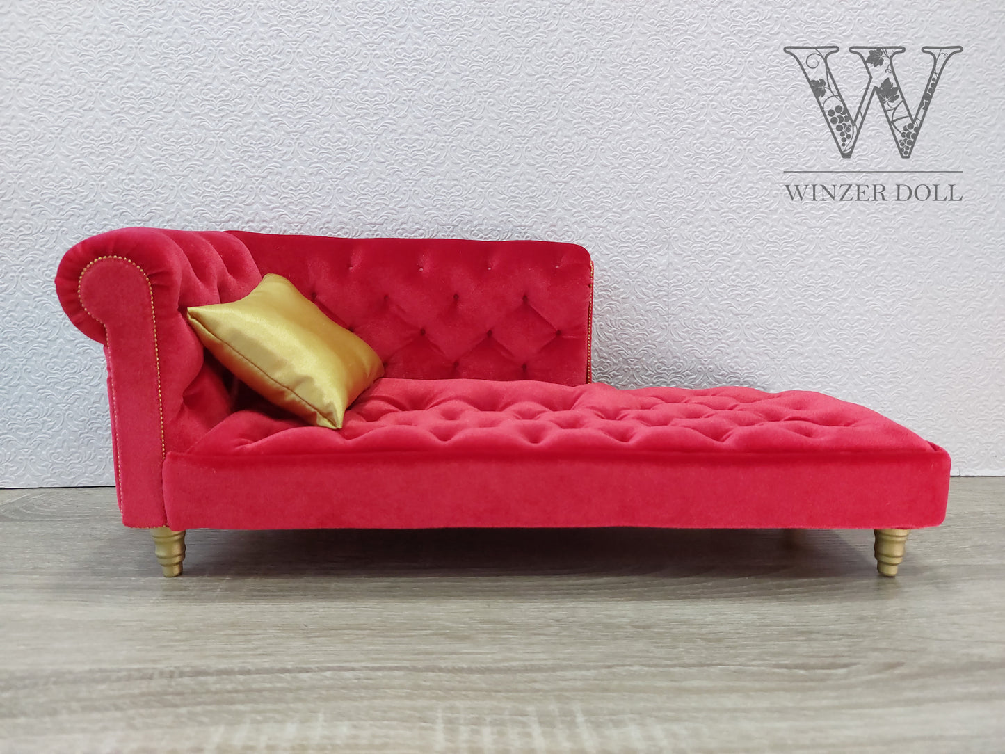 Chesterfield chaise lounge, purple red