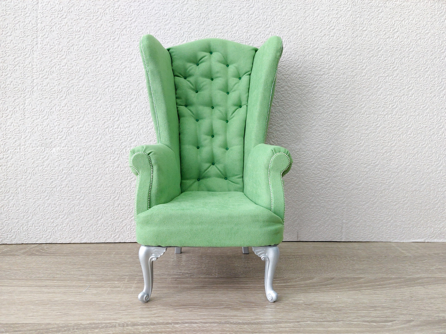 Chesterfield queen chair, green