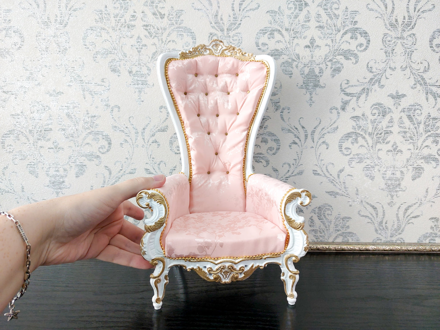 Baroque throne for dolls, white & pink