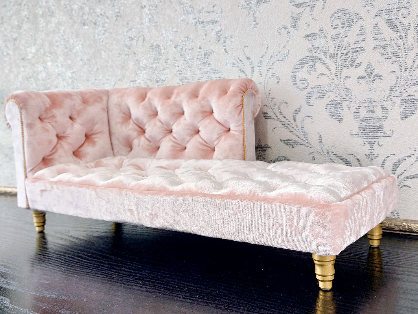 Chesterfield chaise lounge, pink velvet