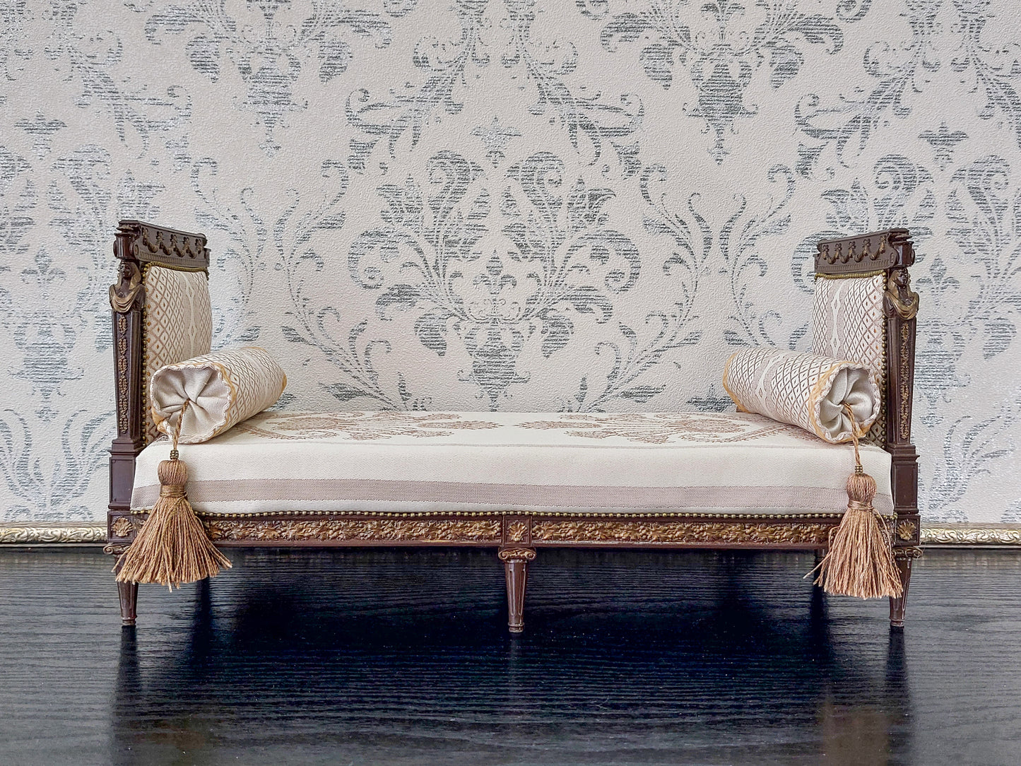 Classical french daybed for dolls, brown & beige
