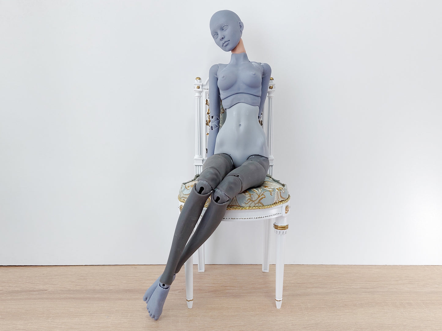 Classical chair, Marie Antoinette style, white & azure