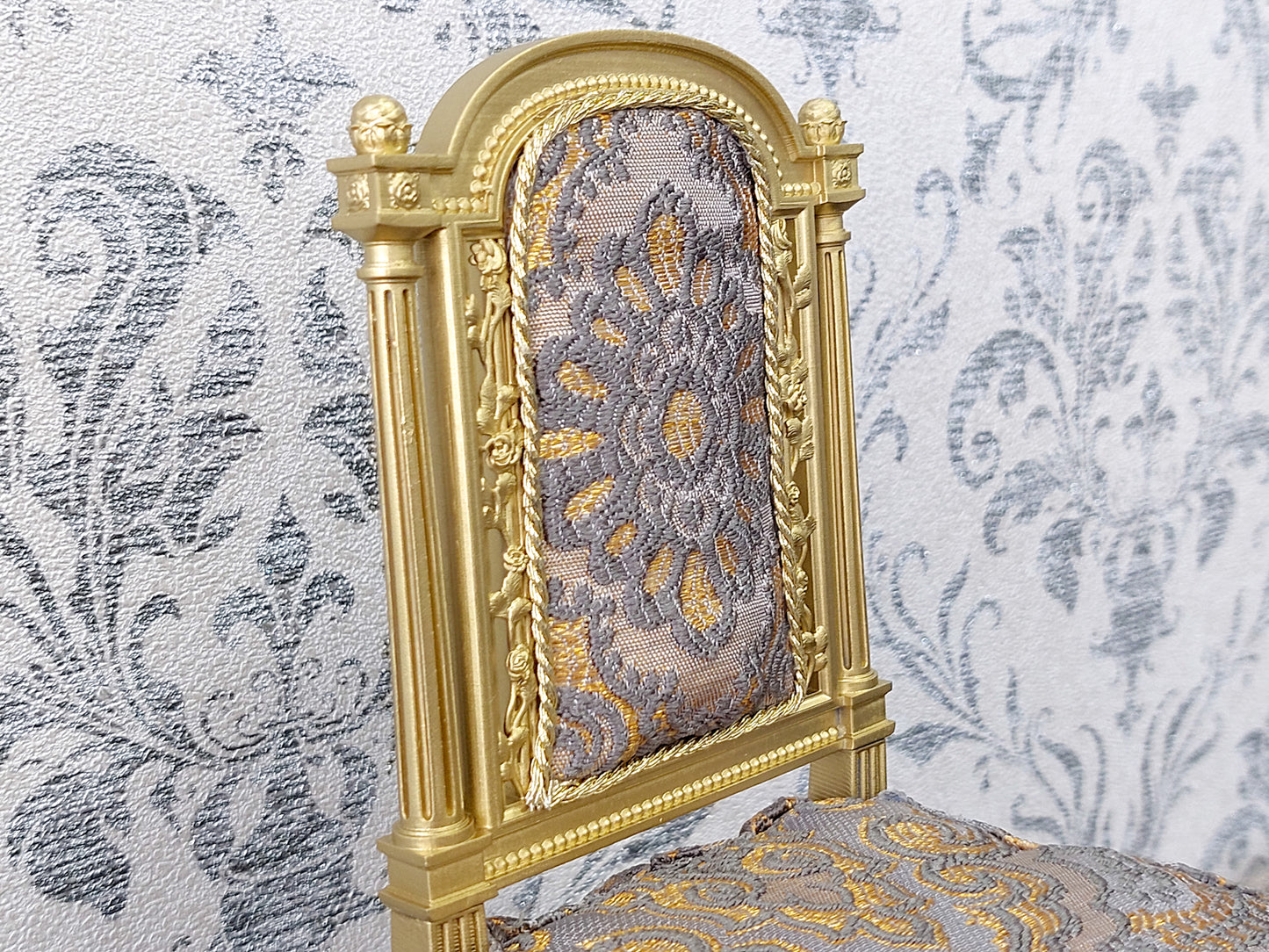 Classical chair, Marie Antoinette style, gold