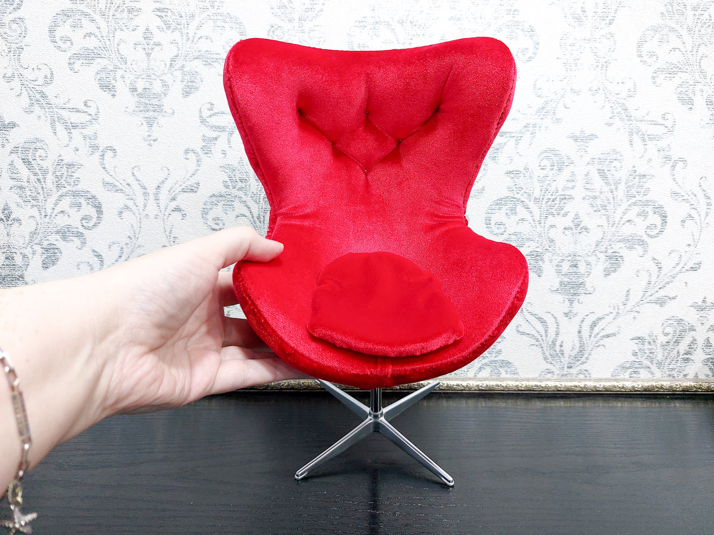 Egg chair, red velvet