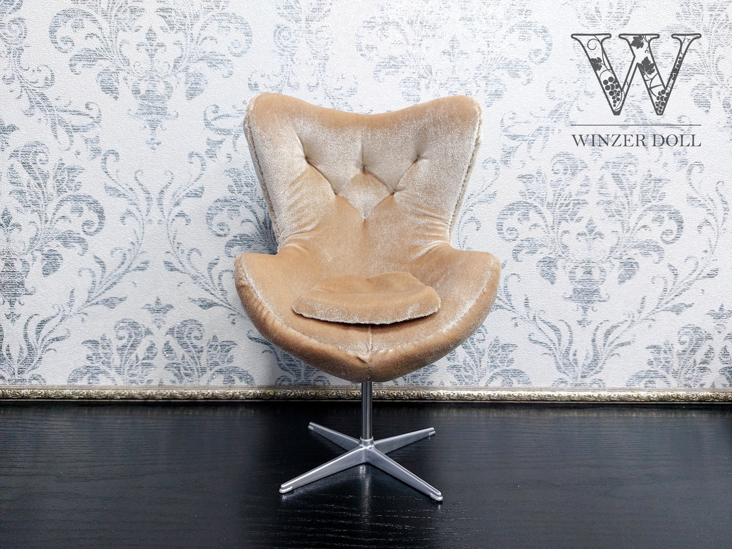 Egg chair, beige velvet