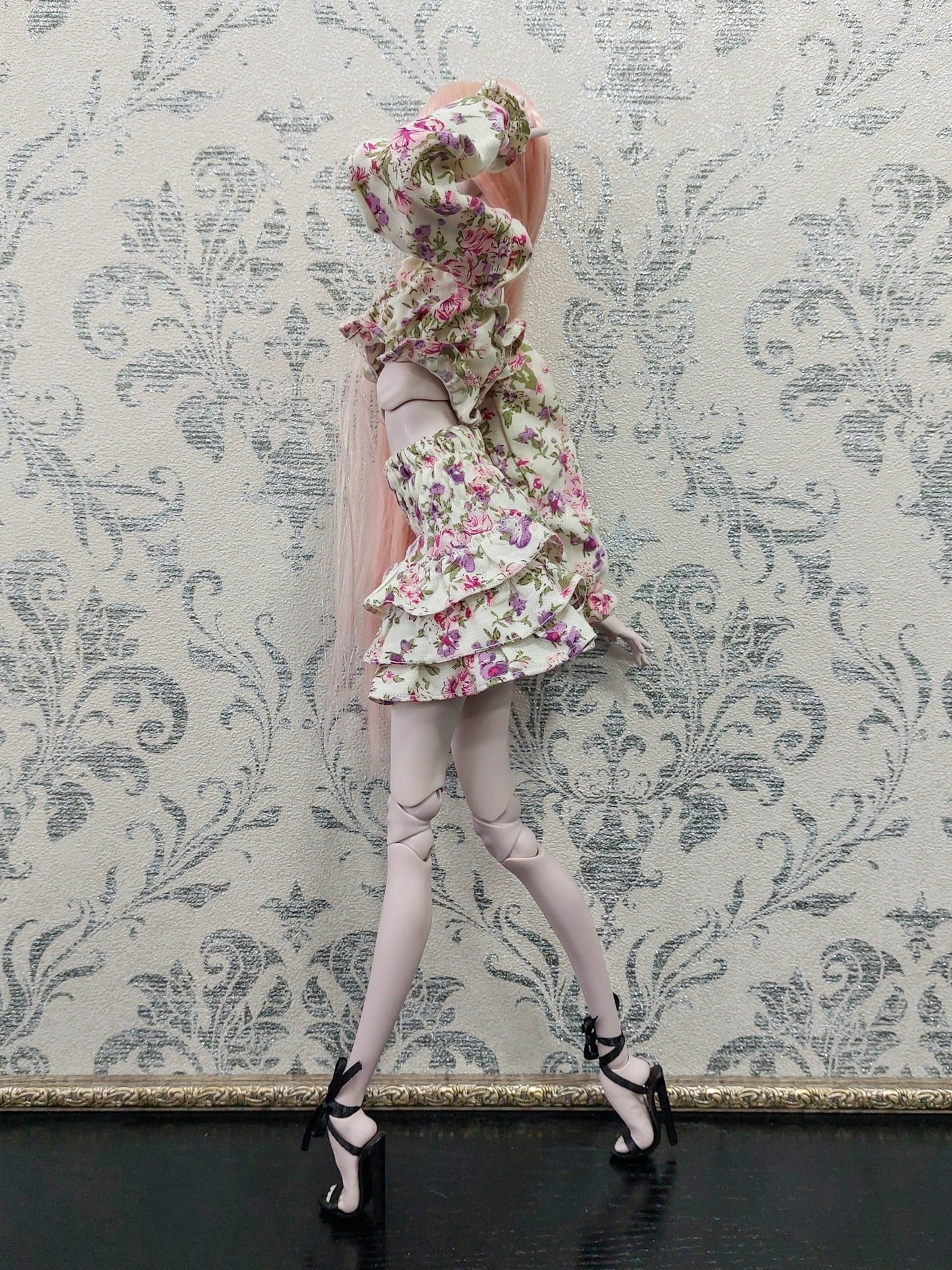 Summer costume, pink flowers