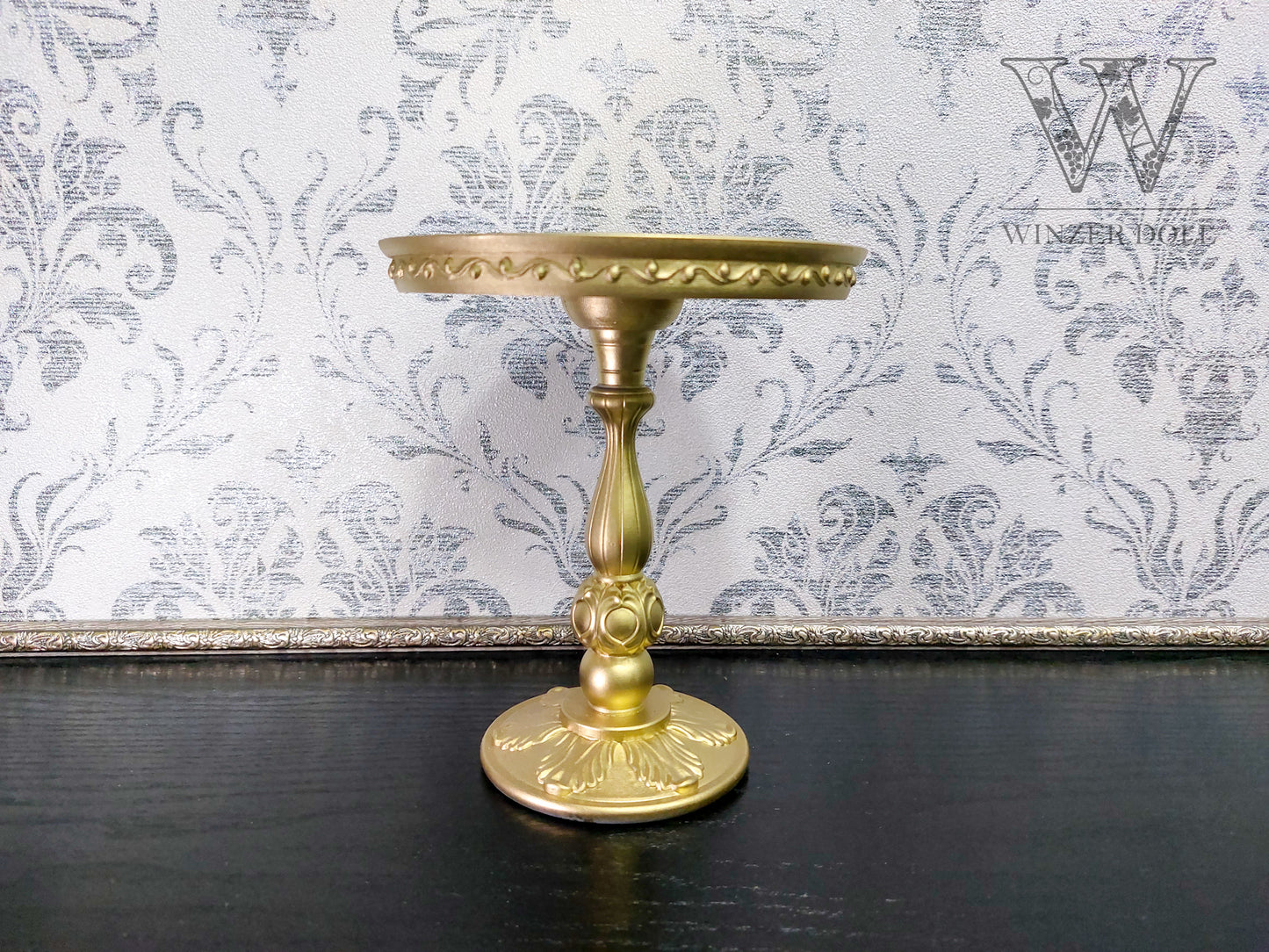 Baroque round table for dolls, gold