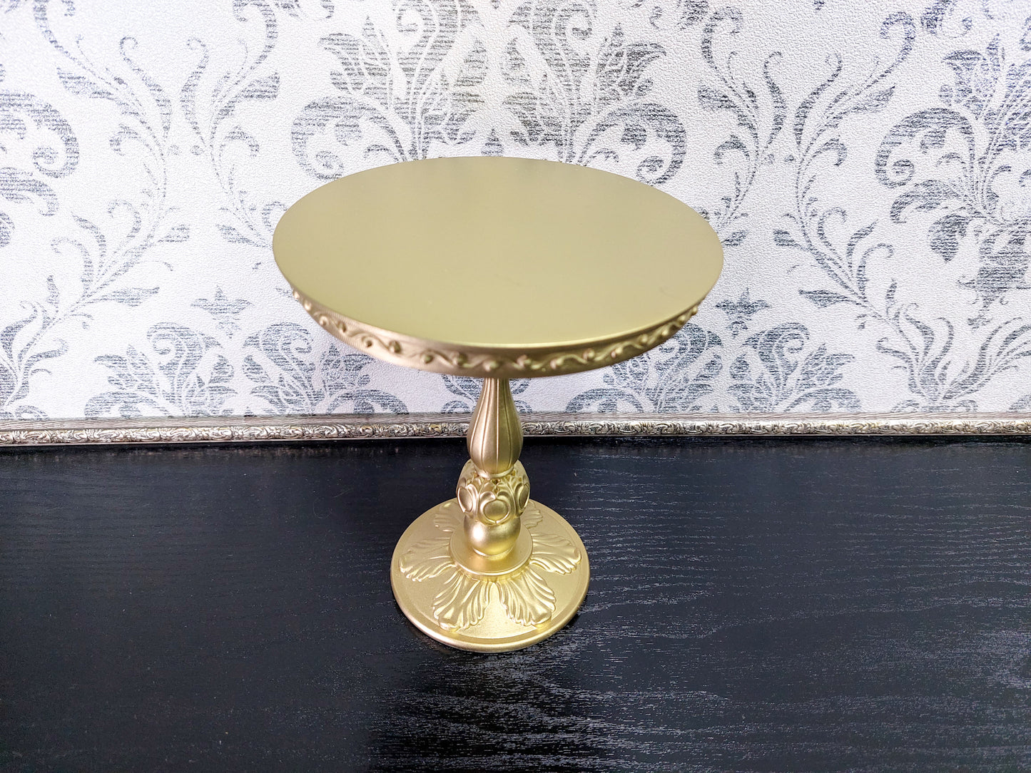 Baroque round table for dolls, gold