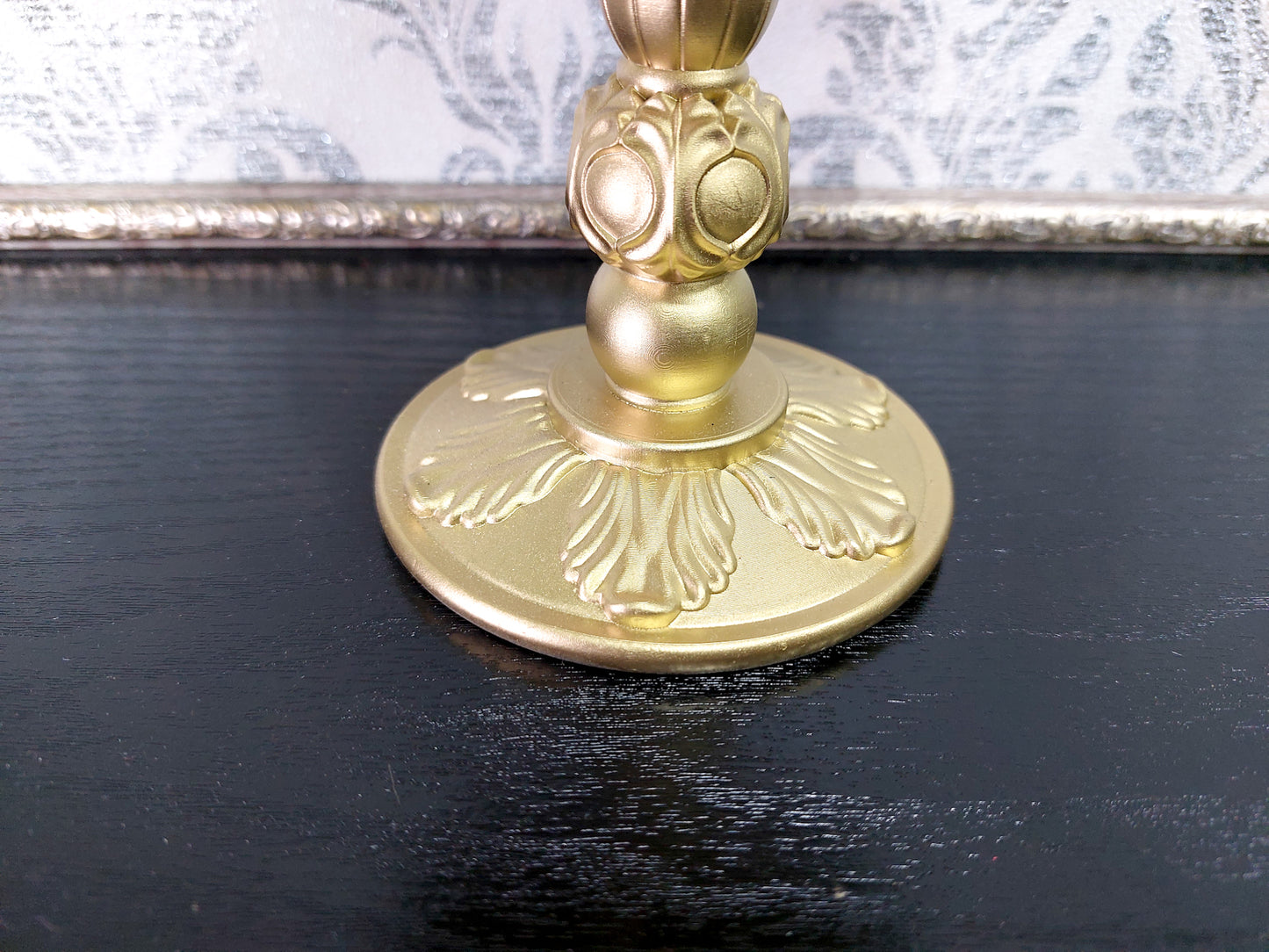 Baroque round table for dolls, gold