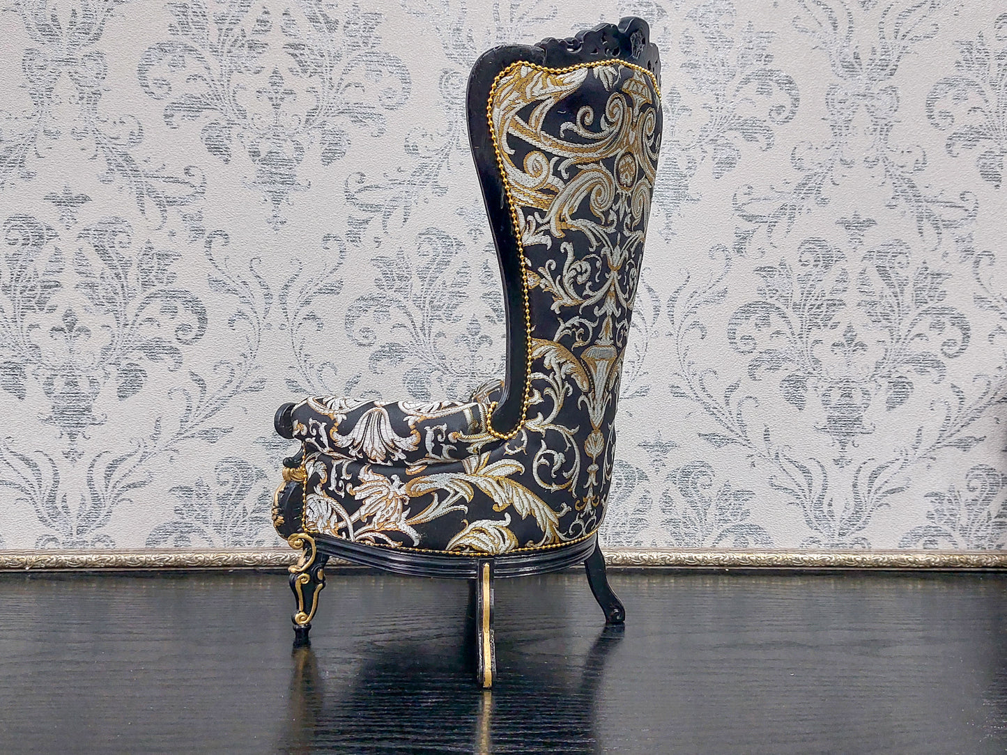 Baroque throne for dolls, black