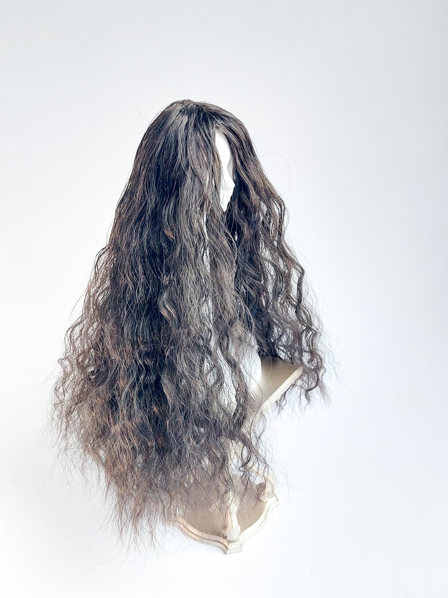 Wig long wavy, dark brown, synthetic silk