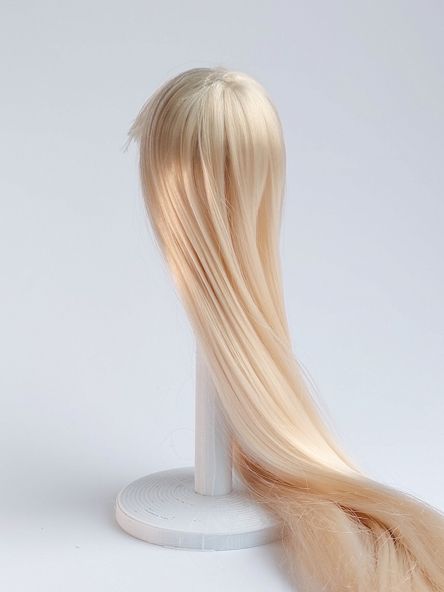Wig long, blond, synthetic silk