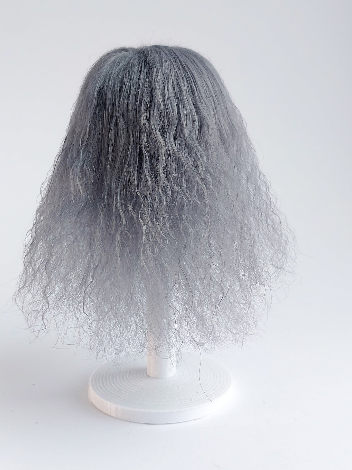 Wig wavy, gray, lamb fur