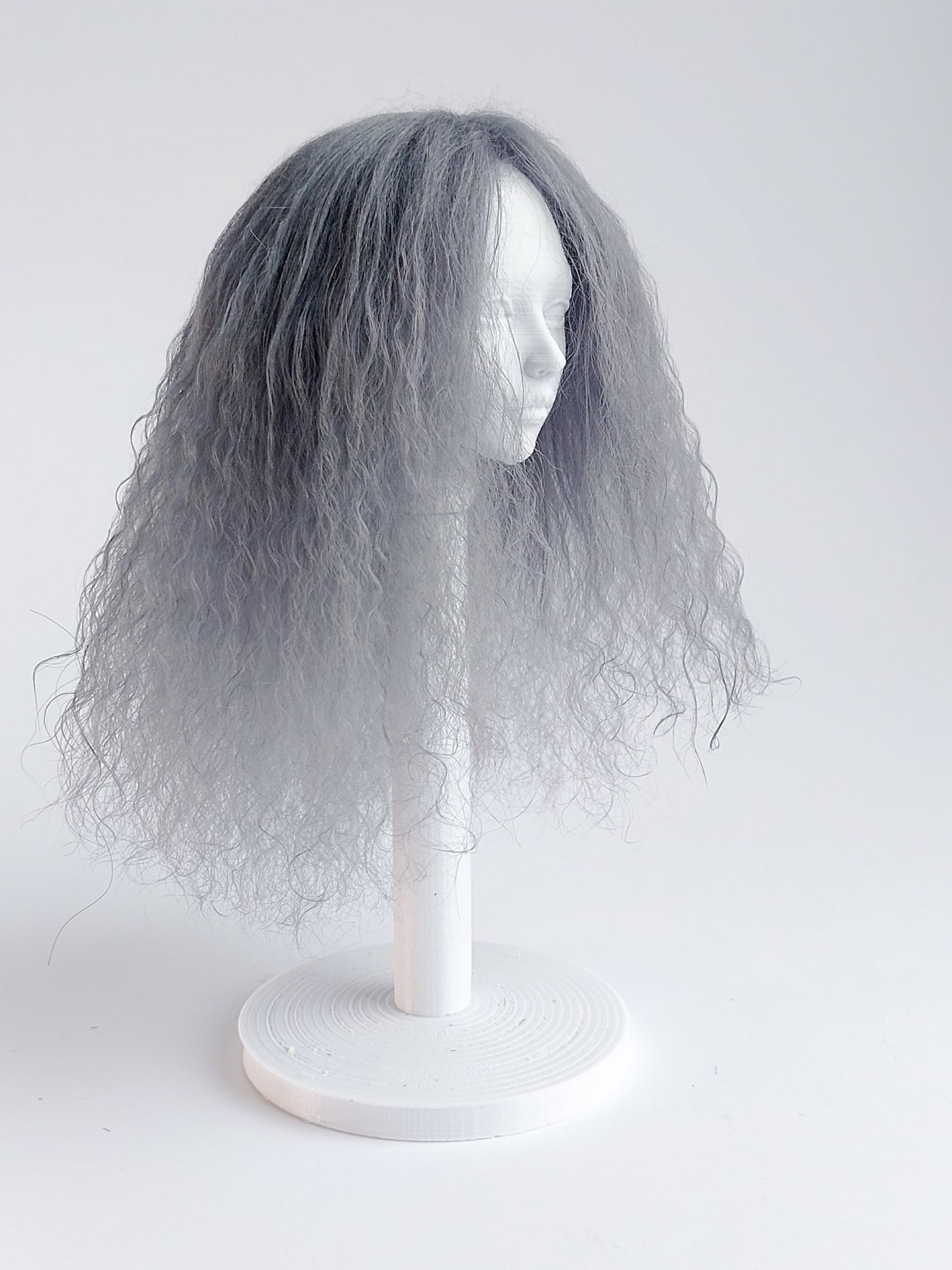 Wig wavy, gray, lamb fur