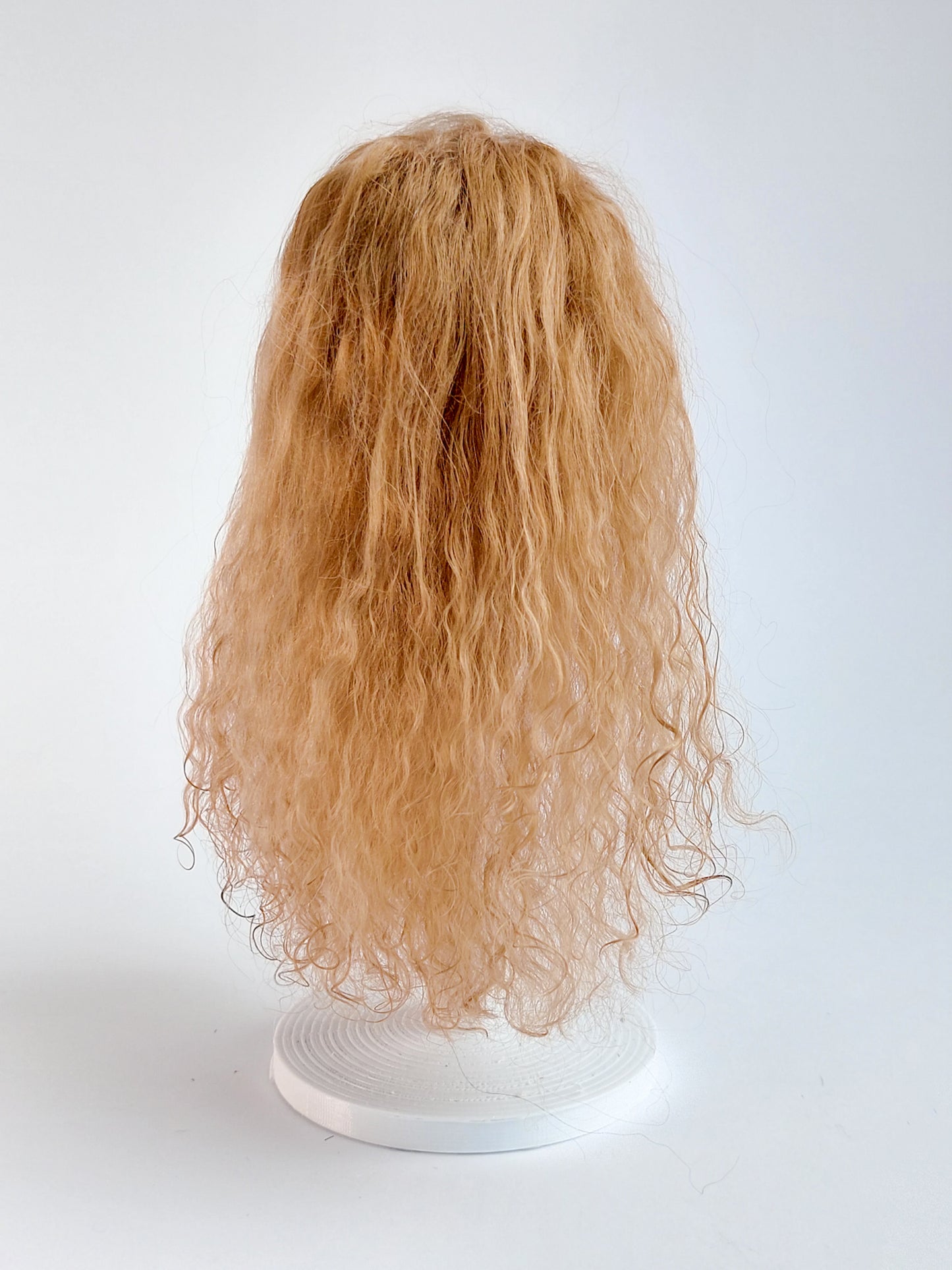 Wig wavy, light brown, lamb fur
