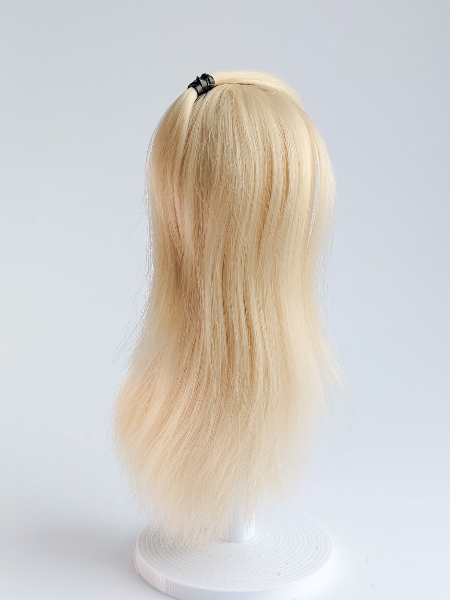 Wig long, blonde, synthetic silk