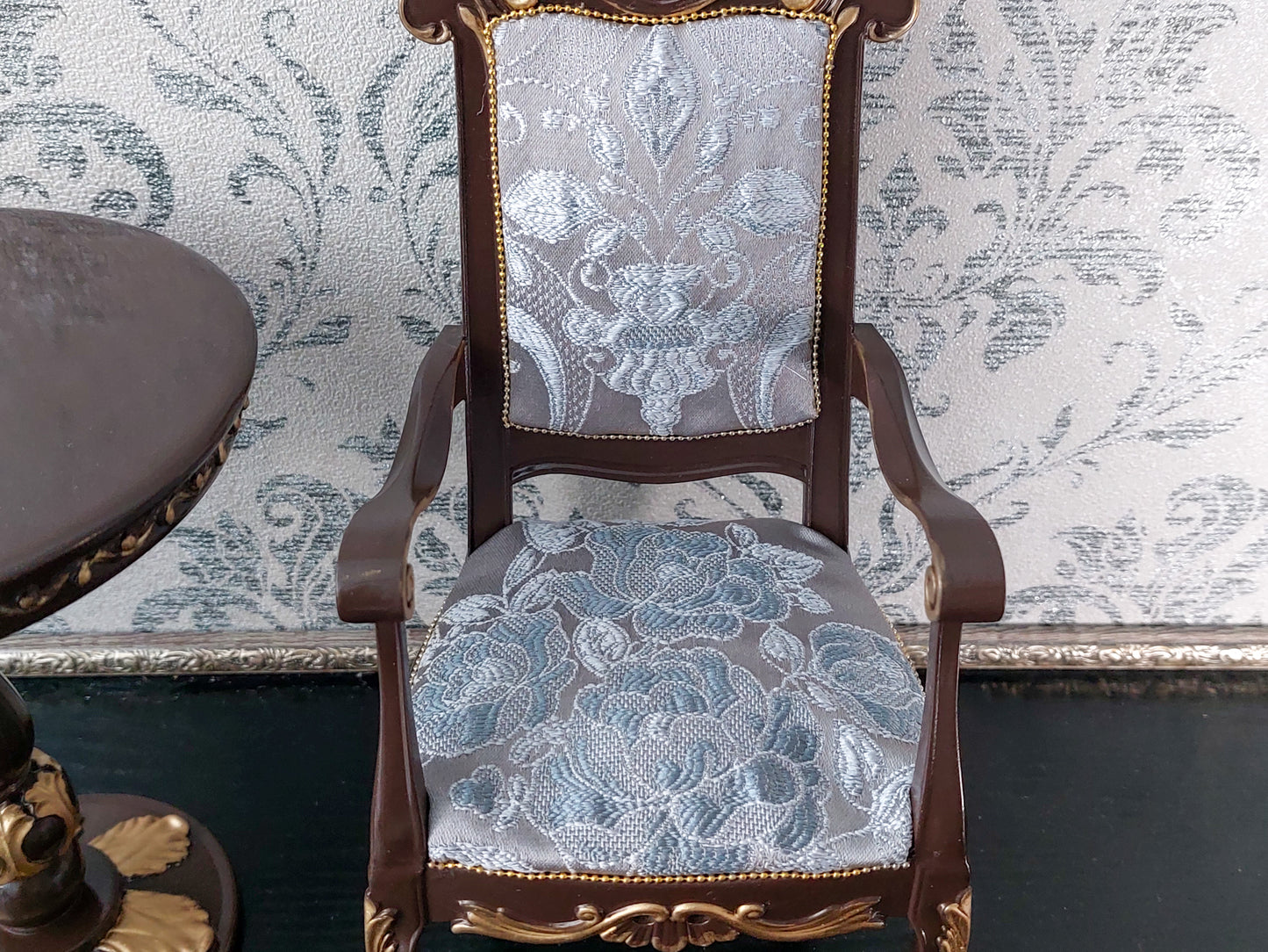 Reserved - 1/4 chair and round table, brown & gold