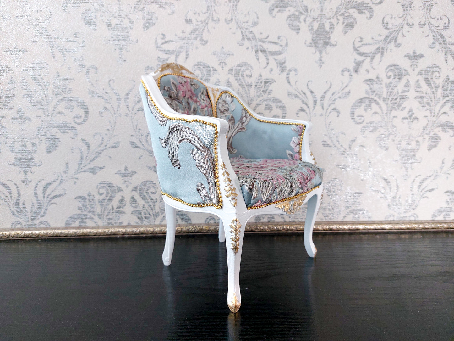 Reserved - 1/4 French armchair white & blue