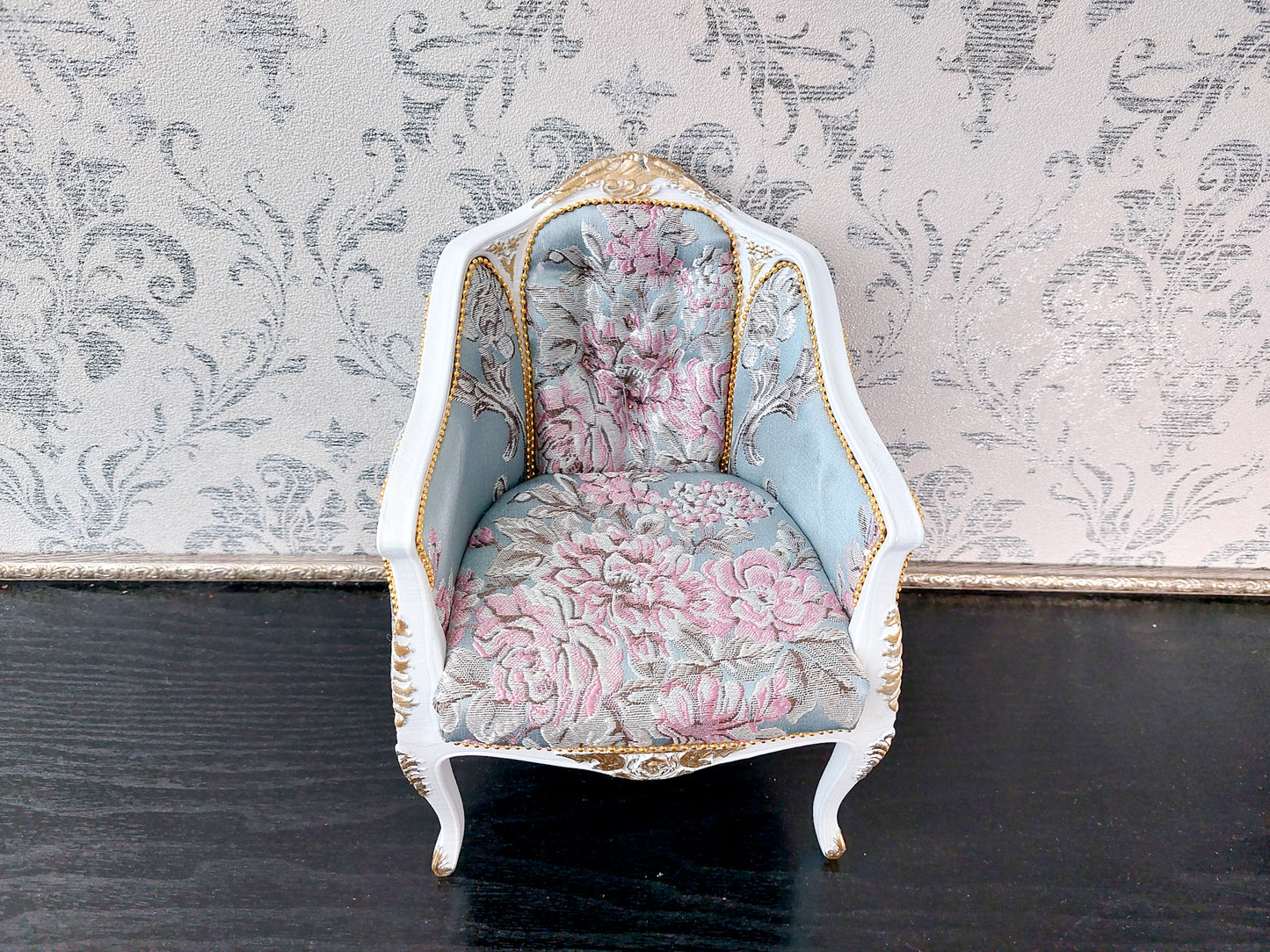 Reserved - 1/4 French armchair white & blue