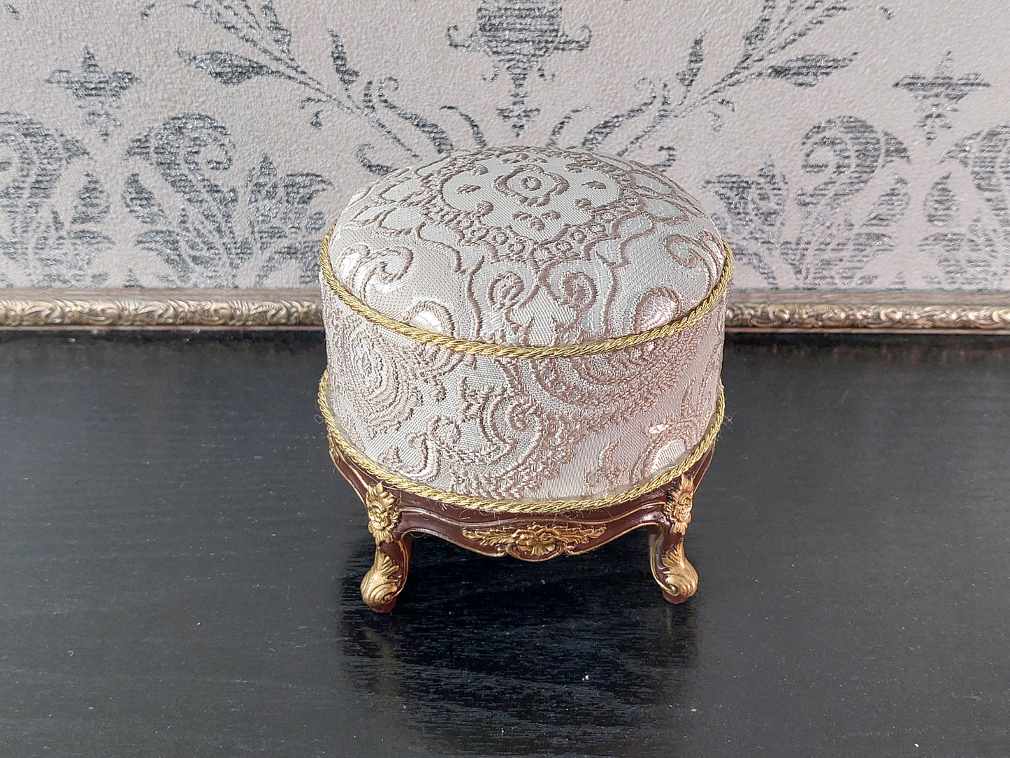 Baroque ottoman for dolls, brown & silver