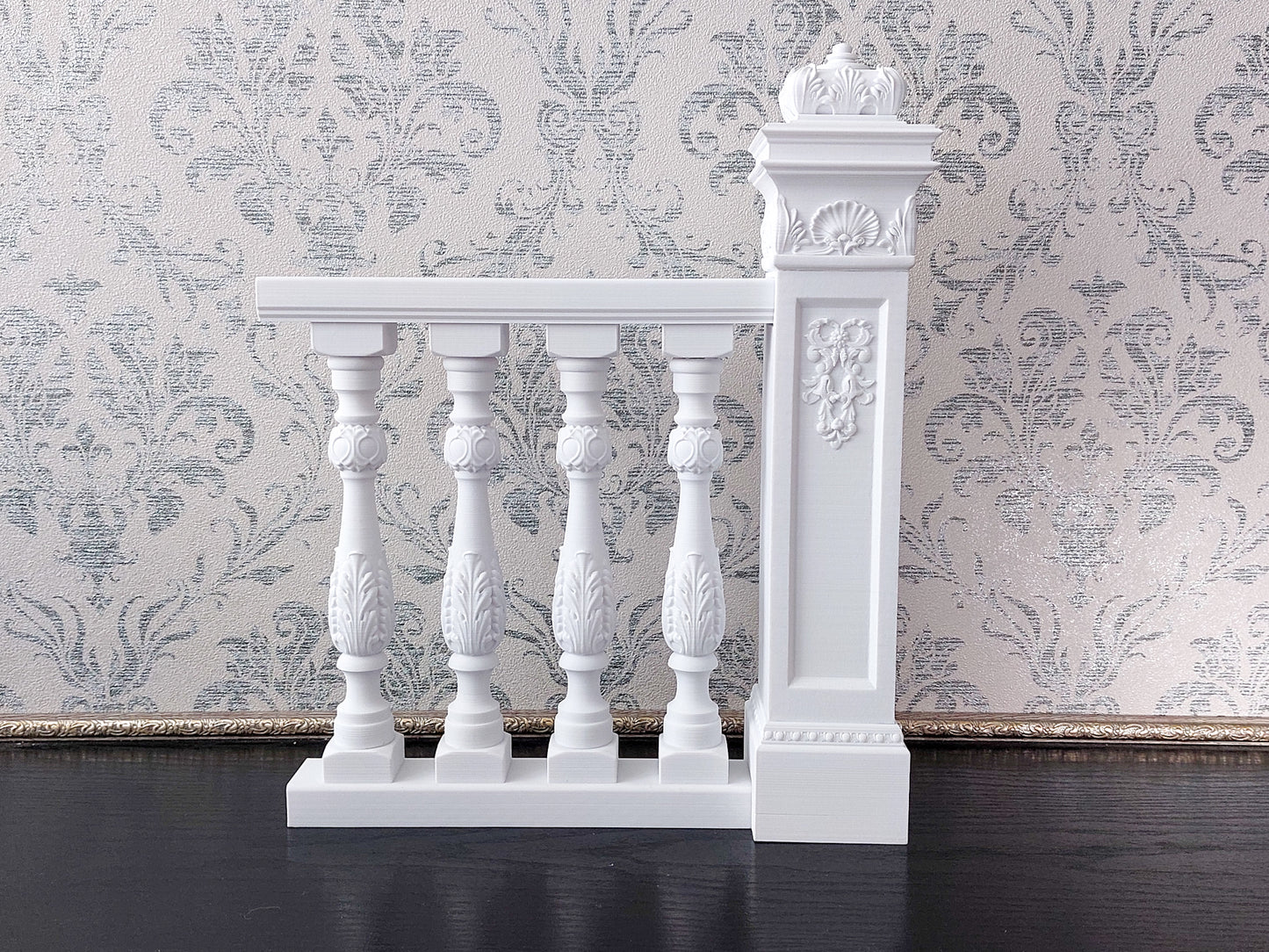Reserved - 1/4 Balustrade white