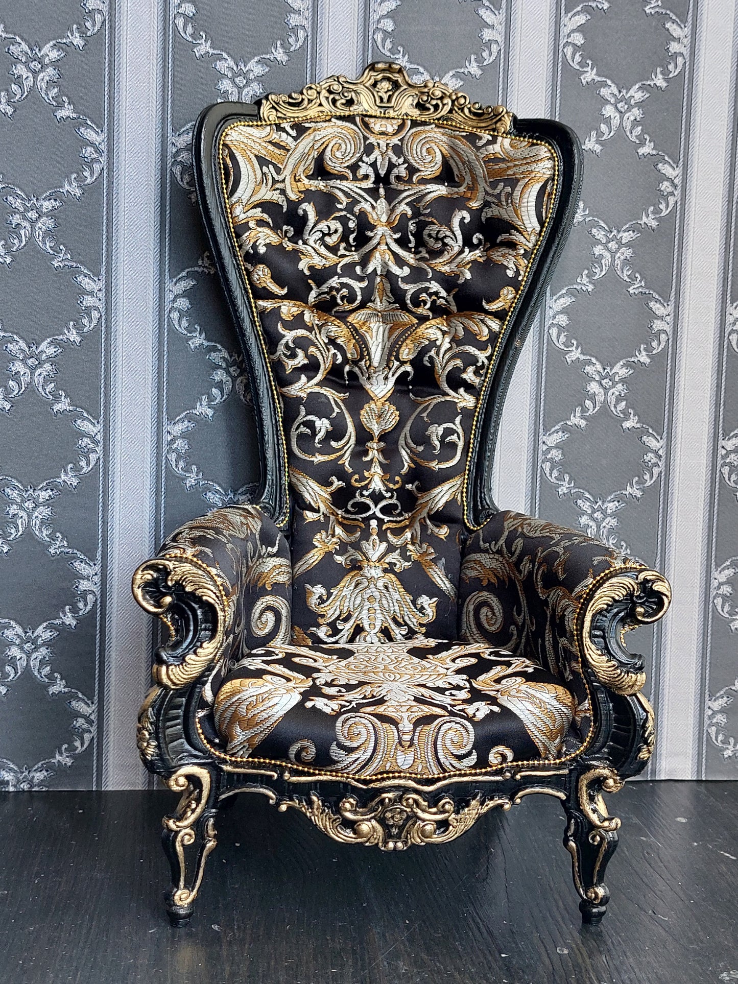 Reserved - 1/4 Chaise lounge, cake table, throne, black & gold