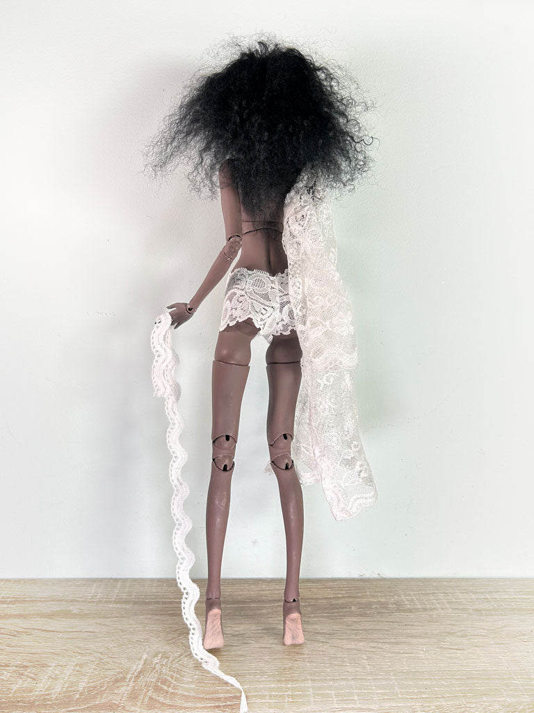 Lacy robe and panties, white