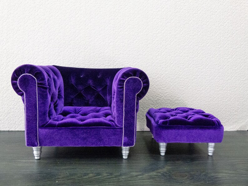 Chesterfield armchair with ottoman, purple velvet