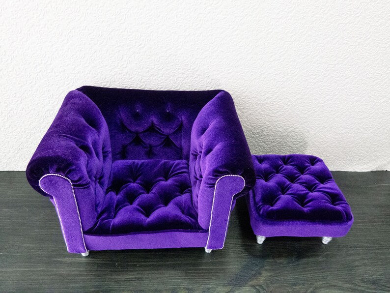Chesterfield armchair with ottoman, purple velvet