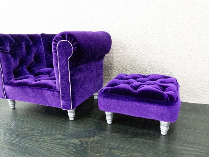 Chesterfield armchair with ottoman, purple velvet