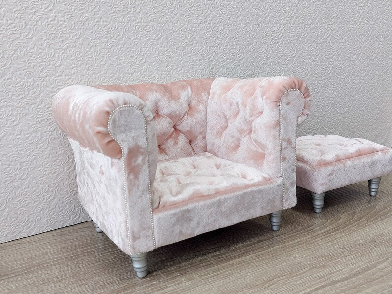 Chesterfield armchair with ottoman, pink velvet