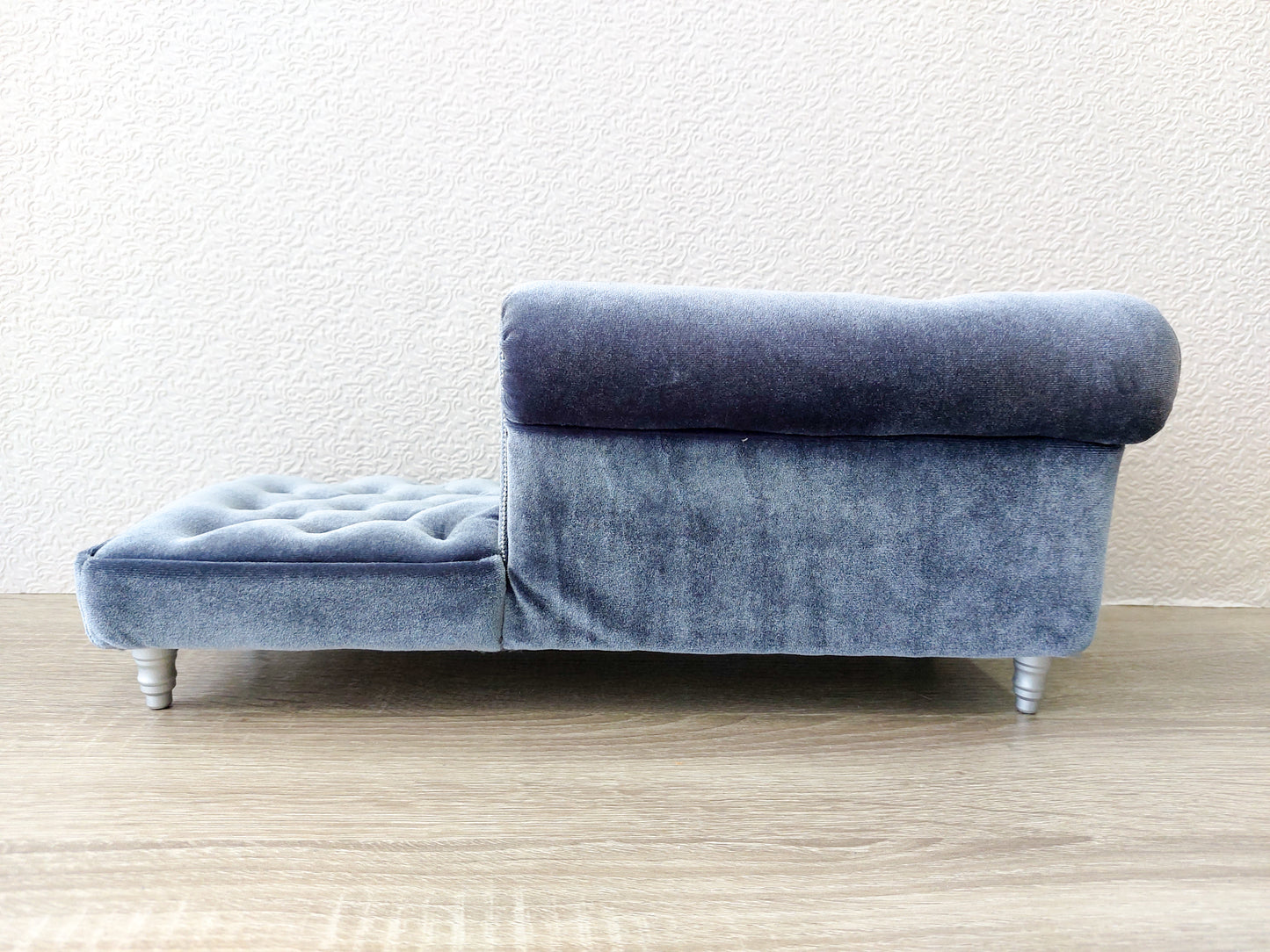 Chesterfield chaise lounge, blue gray velvet