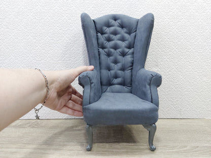 Chesterfield queen chair, gray