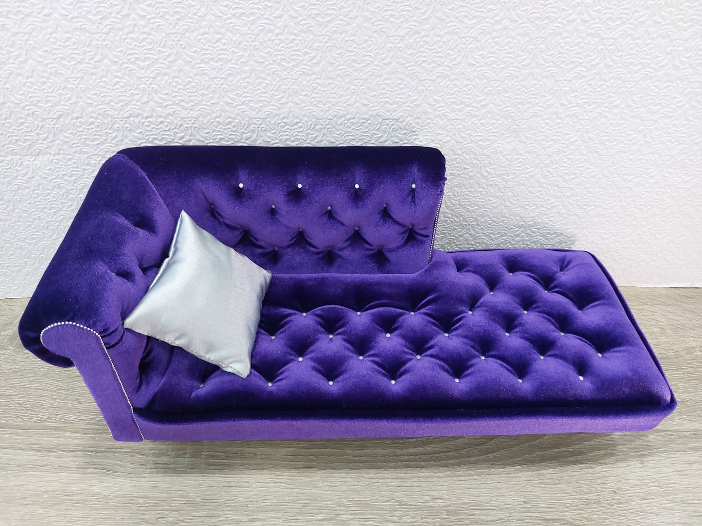 Chesterfield chaise lounge, purple velvet