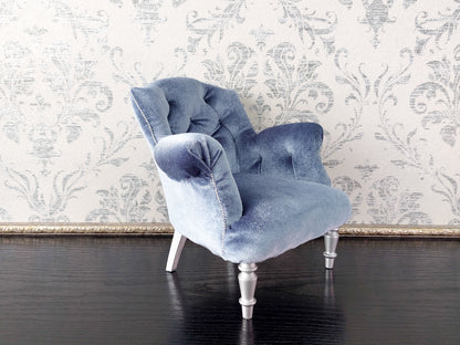 Chesterfield low chair, gray velvet