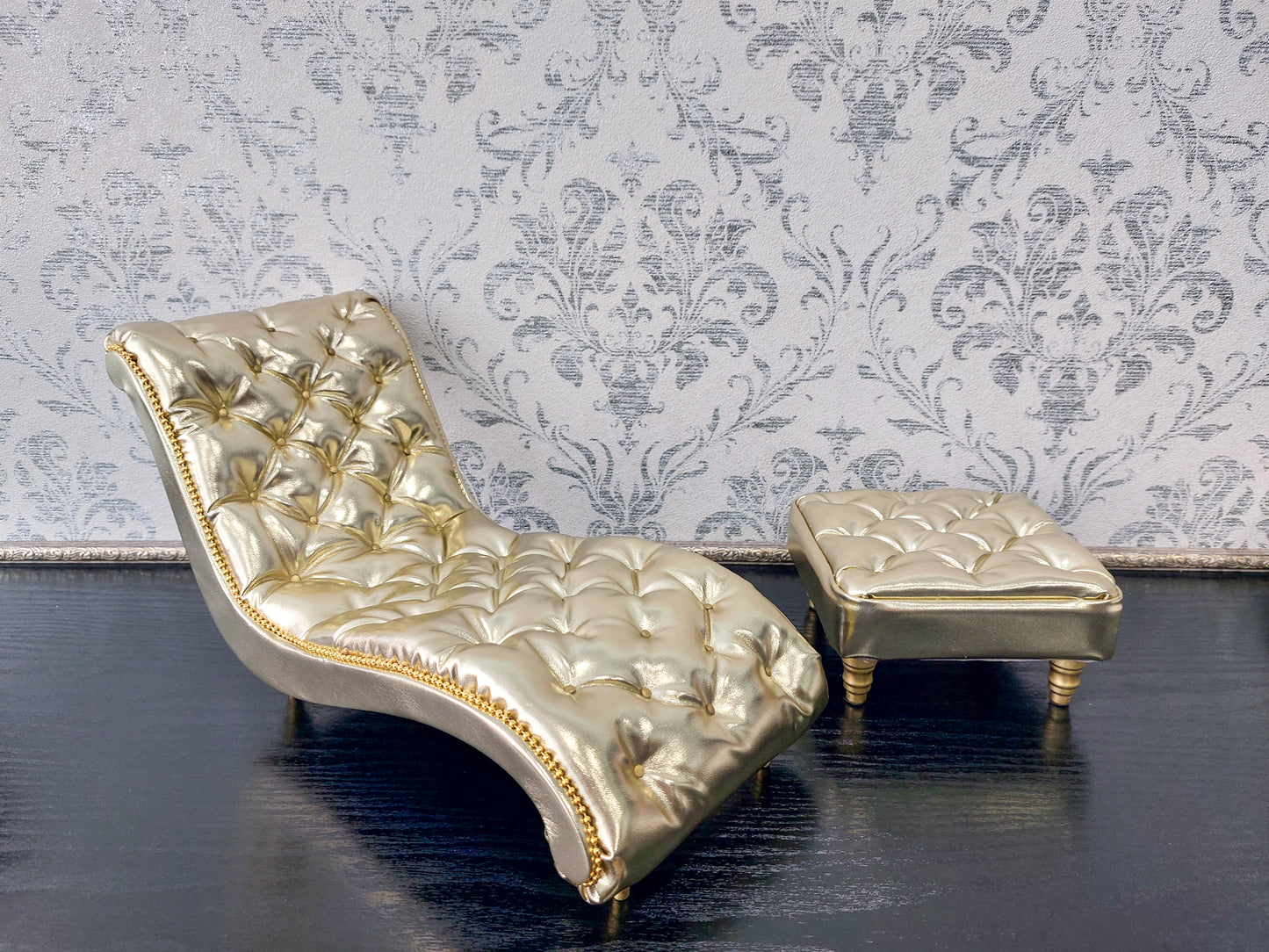 Reserved - Chaise lounge wave, ottoman gold
