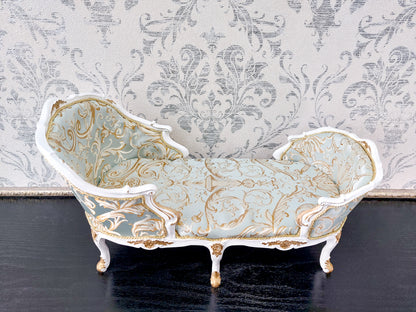 Daybed Louis XV mid-18th century for dolls, white & azure