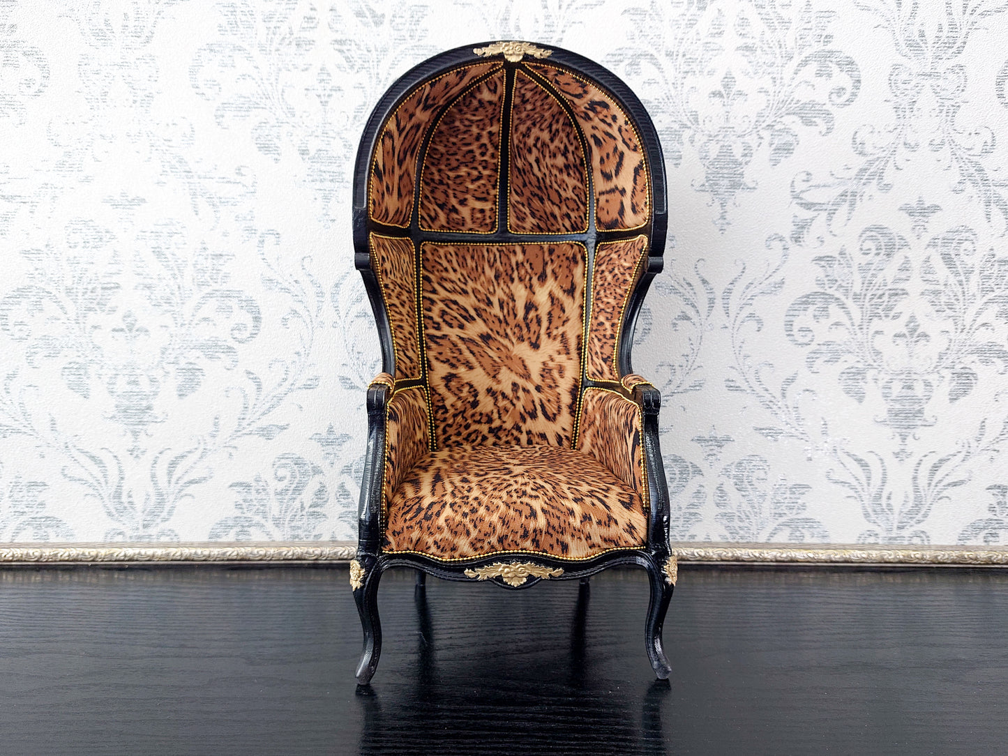 Versaille dome chair, black & leopard print