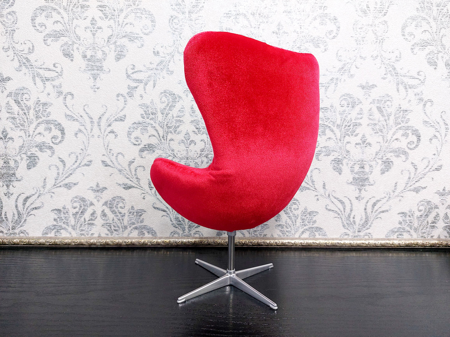 Egg chair, red velvet