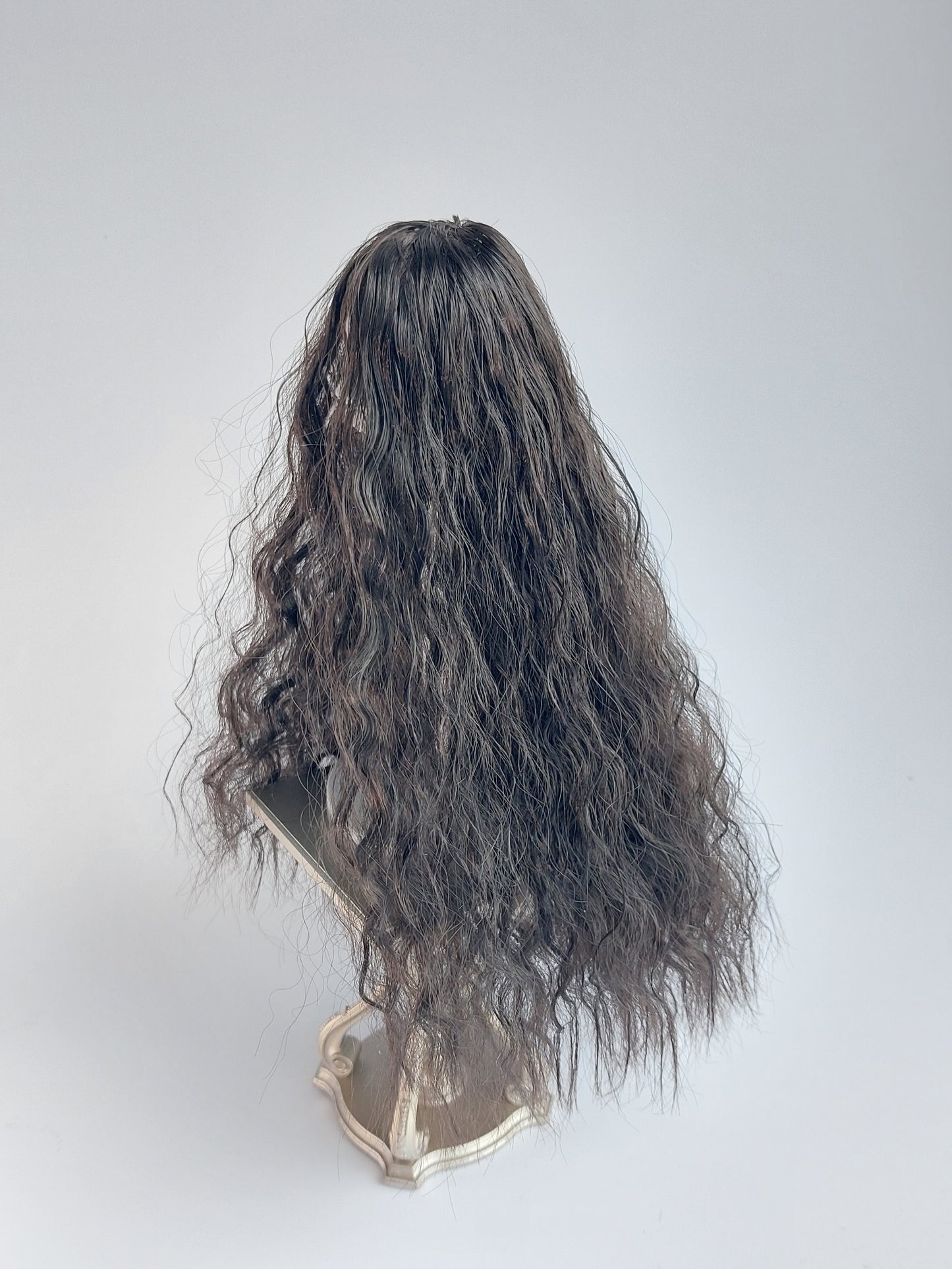 Wig long wavy, dark brown, synthetic silk