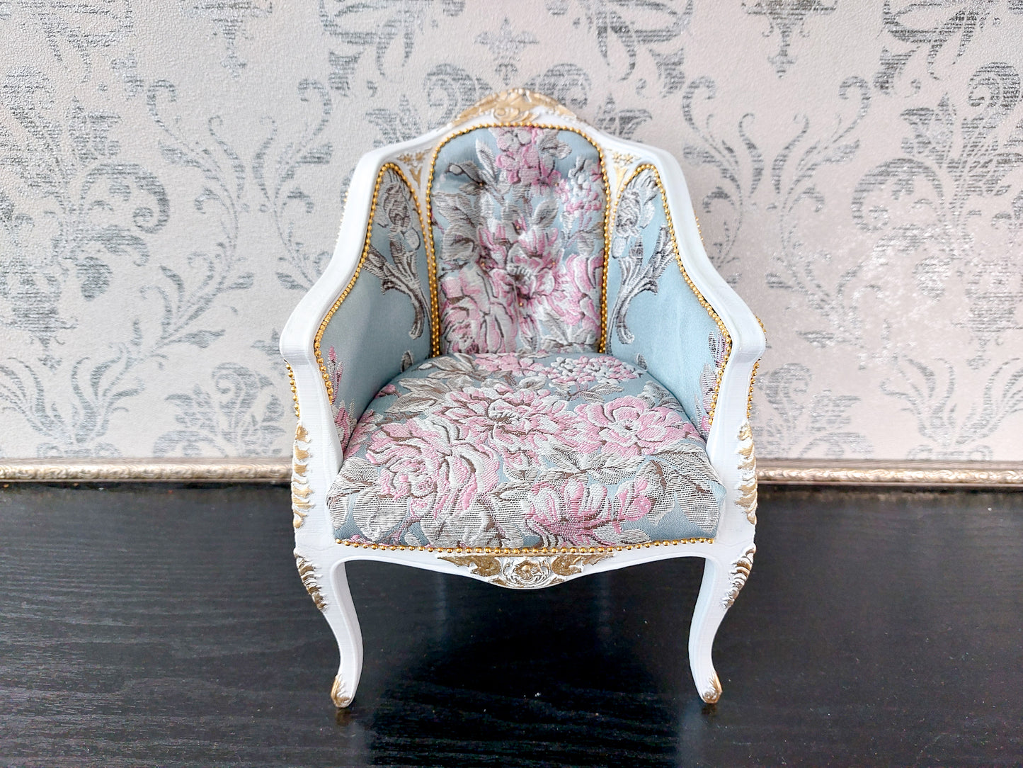 Reserved - 1/4 French armchair white & blue